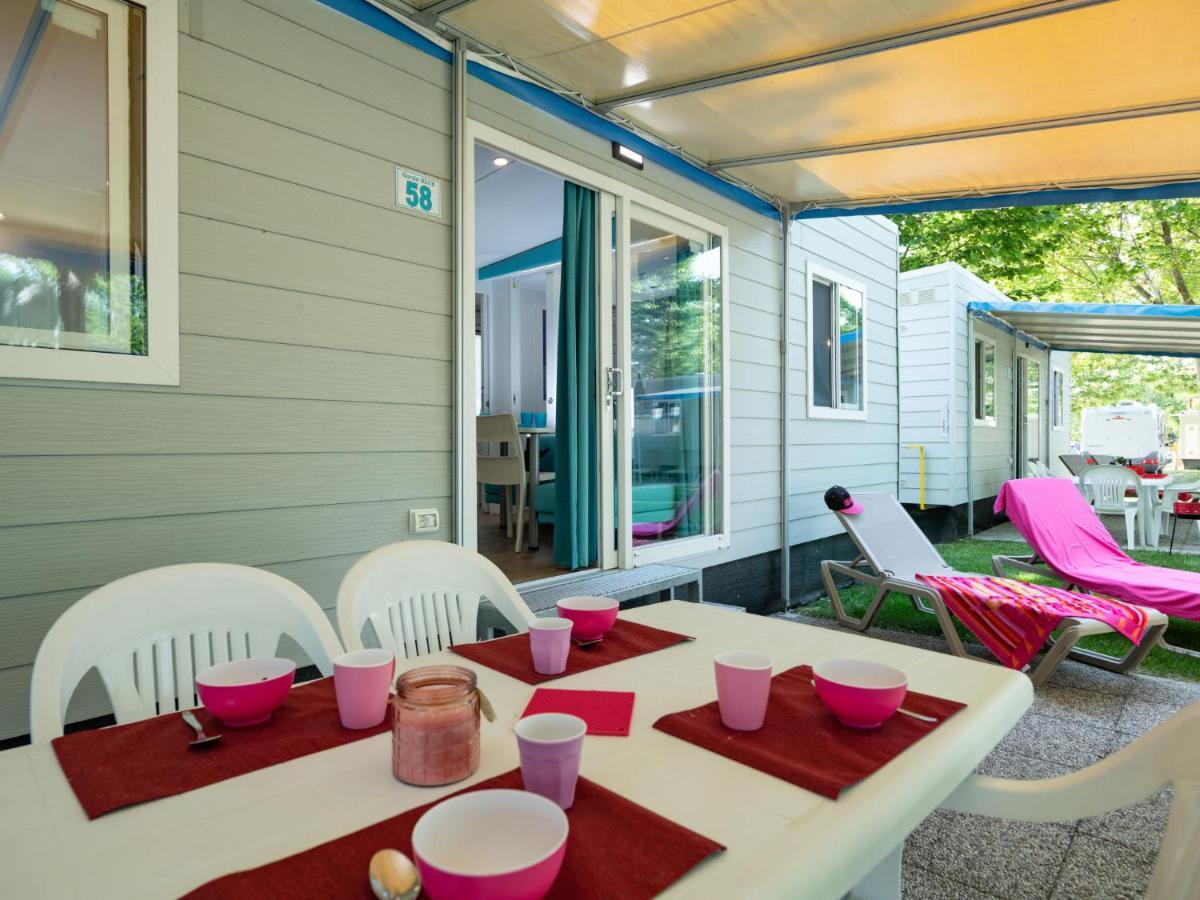 Holiday Home Garda Blue By Interhome Rivoltella del Garda Eksteriør bilde