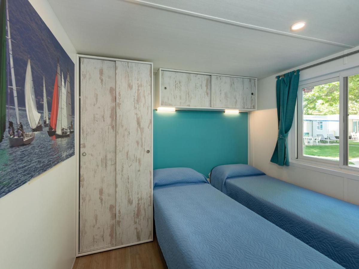 Holiday Home Garda Blue By Interhome Rivoltella del Garda Eksteriør bilde